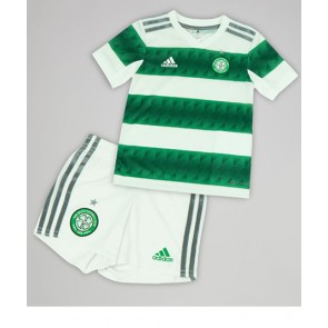 Celtic babykläder Hemmatröja barn 2022-23 Korta ärmar (+ Korta byxor)